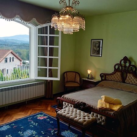 A Casa De Abelleira Ponteareas Bed and Breakfast Εξωτερικό φωτογραφία