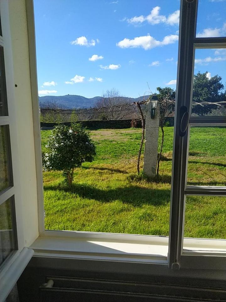 A Casa De Abelleira Ponteareas Bed and Breakfast Εξωτερικό φωτογραφία